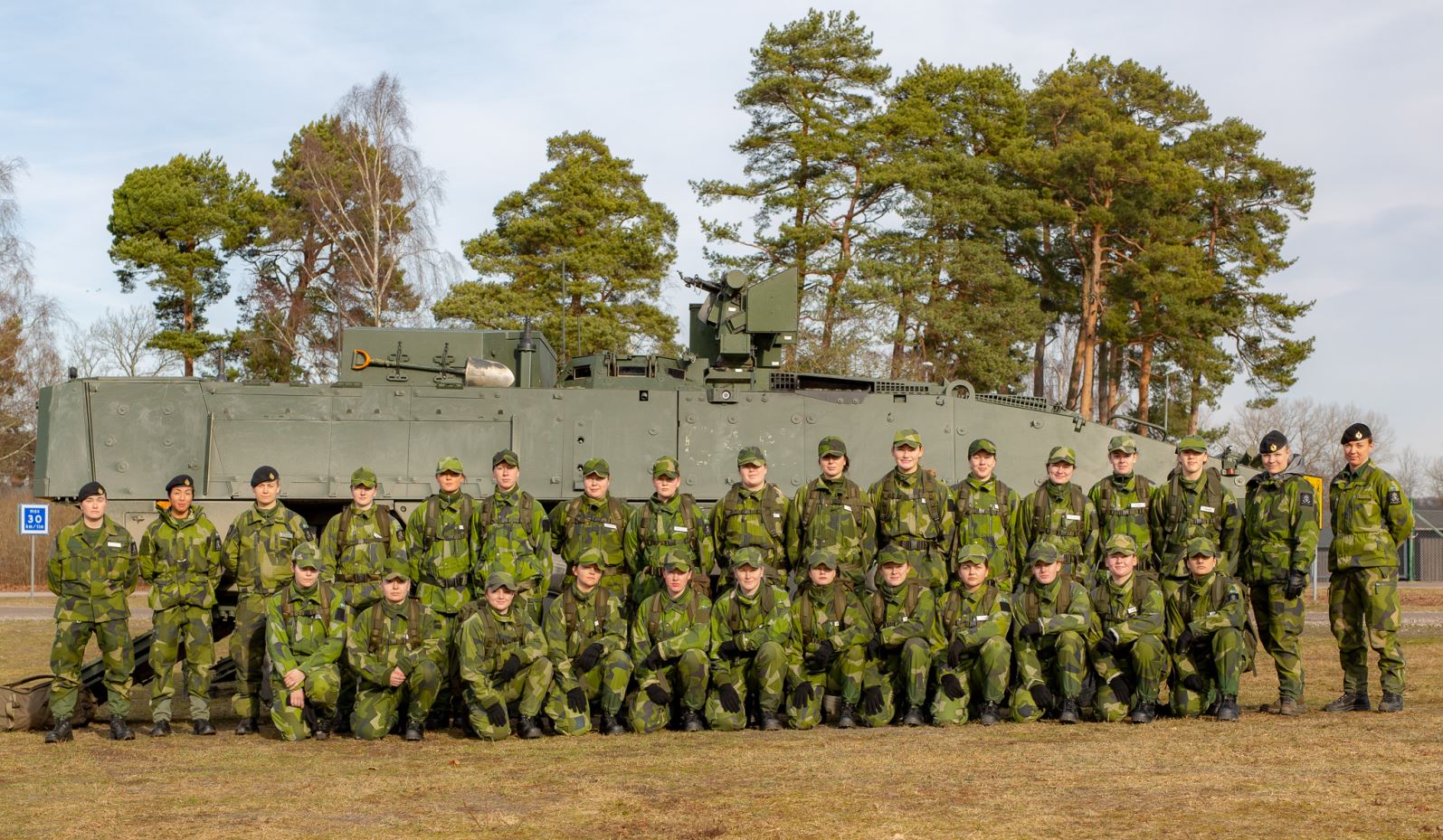 girls-military-camp